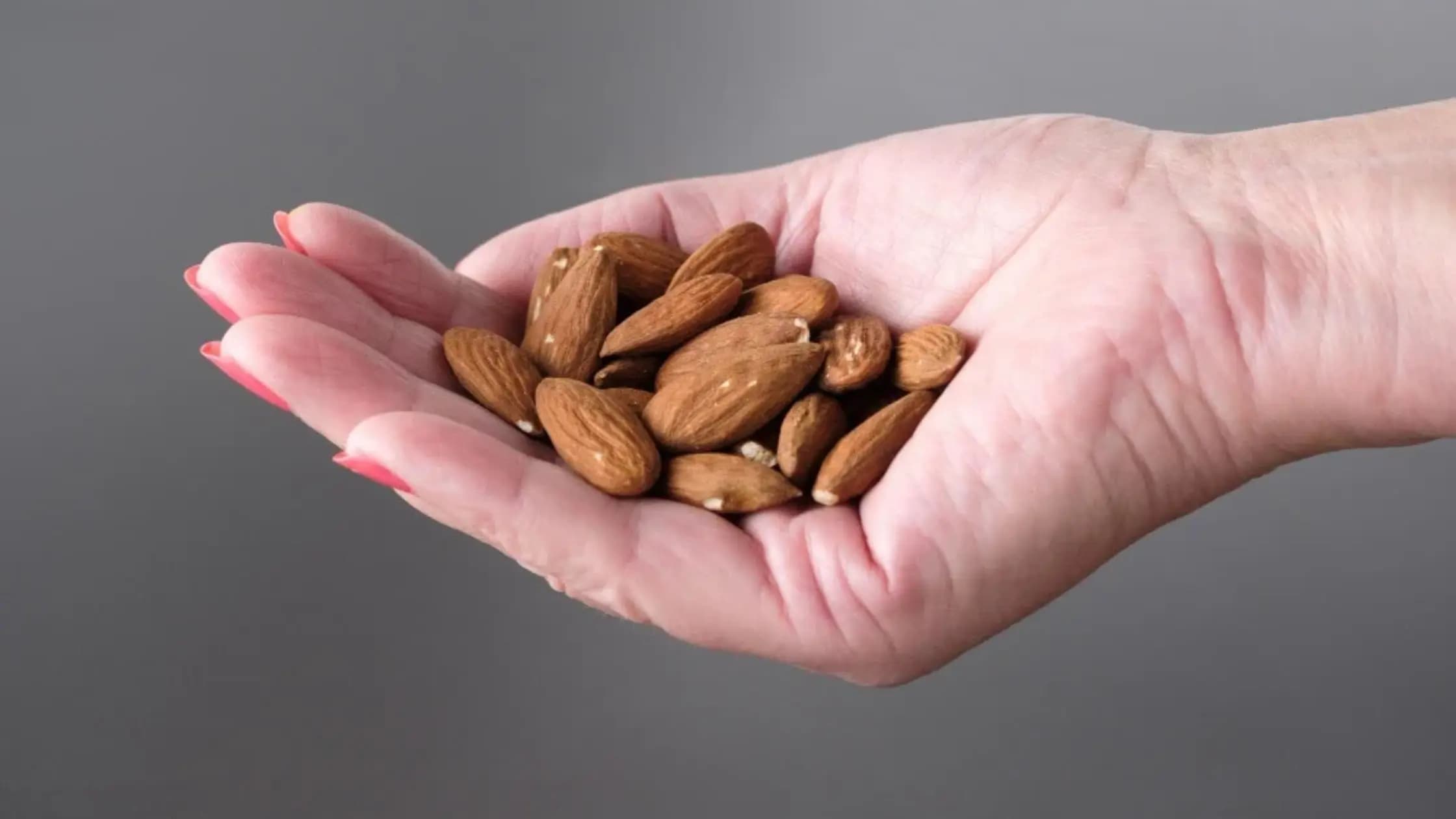 How Many Almonds Can A Child Eat In A Day